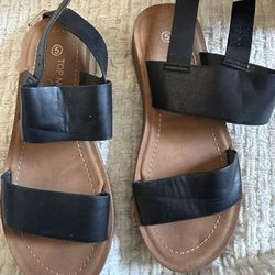 Black Sandals 