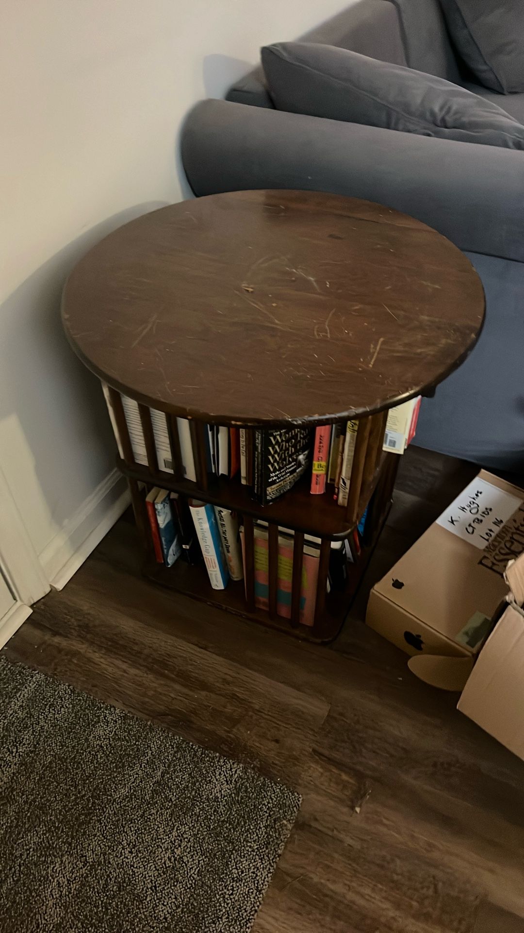 2 Side Tables