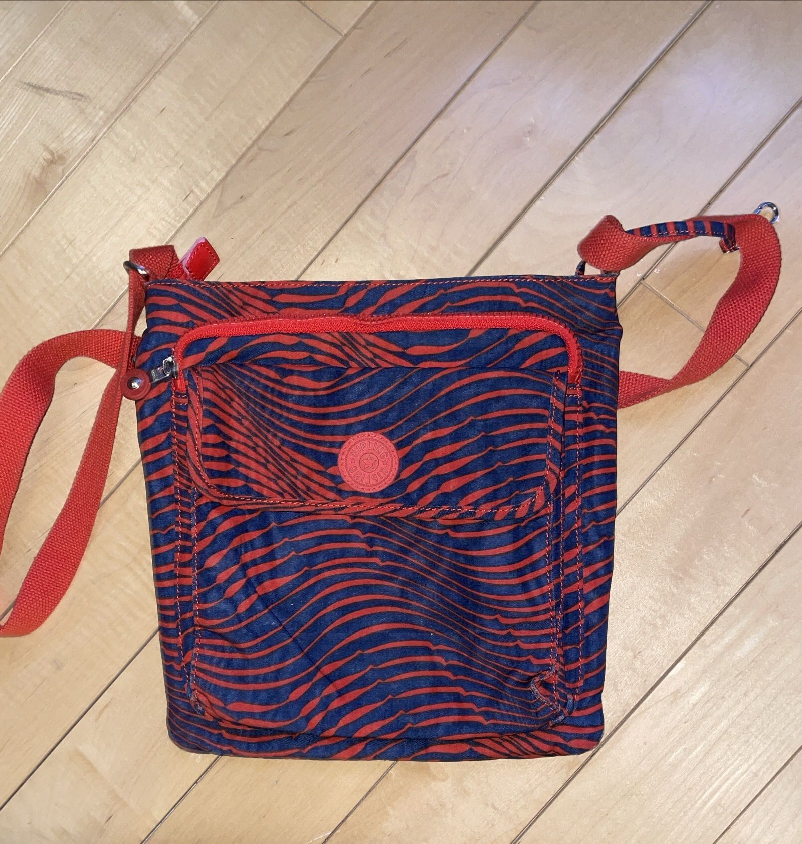 Kipling Messenger Bag. Excellent Condition 