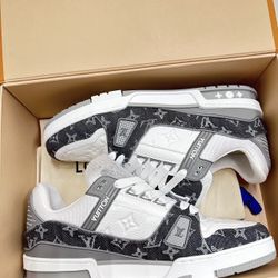 Trainer cow leather round toe lace up low top board shoes for both men and women, gray white color