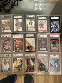 Graded Card Lot Lebron James,Jordan,Lamello,Mahomes,etc.