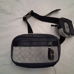 COACH Edge Belt , Cross Body Bag Signature Reflective Silver/Blk with acc attached