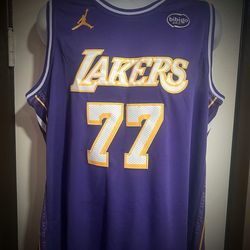 Los Angeles Lakers #77 Luka Doncic Basketball Jersey - S,M,L,XL,2X