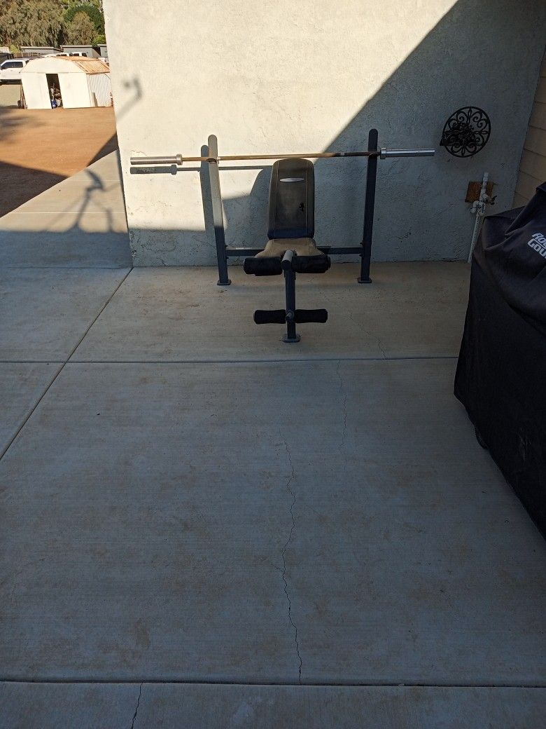 Weight Bench And Bench Bar