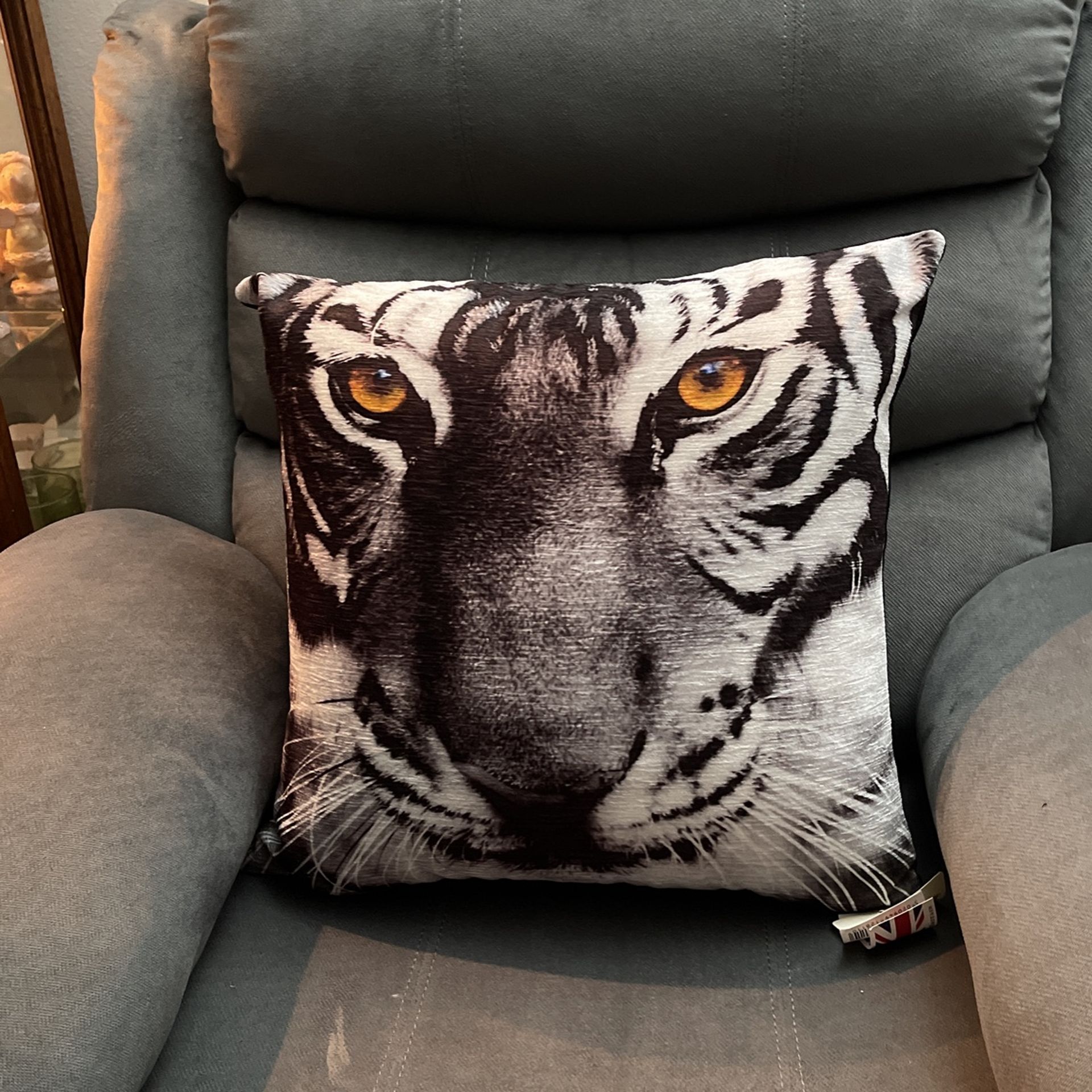 Wildlife Cushion With Cover 