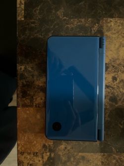 Nintendo DSi XL Handheld Console Blue