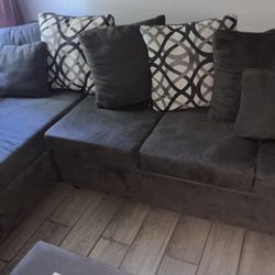 gray sectional with ottoman 