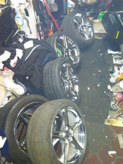 Ford mustang saleen 19inch wheels plus an 18inch spare