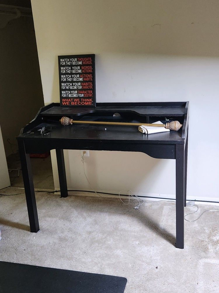  Wooden Table With Matchi G Mirror 