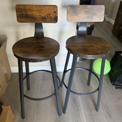 Bar Stools Barely Used 