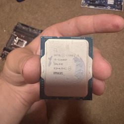 I5-12400F
