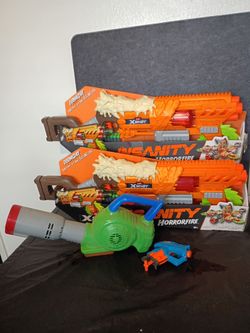 2 toy dart blasters 1 bubble blaster , nerf