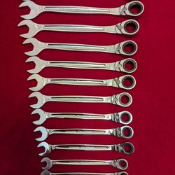 MAC Precision Torque 12pc 7-19mm Reversible Ratcheting Wrench Set Wrenches Metric