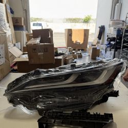 Headlight Assembly Left Driver Side For 21-24 Toyota Venza