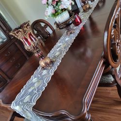 Dinning Room Table