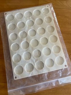 30-cavity round Silicone Mold