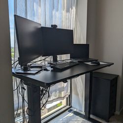Electric Standing Desk - $180 (Chicago)

