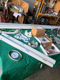 COMPLETELY REFINISHED ALUMINUM MAST & BOOM