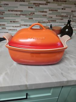 Le creuset, flame, roasting dish