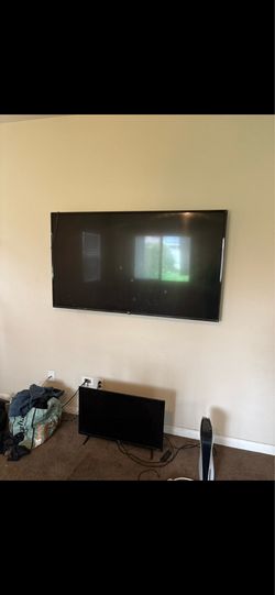 60’ LG Tv and wall mount