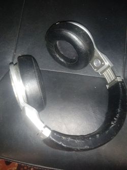 Beats by Dre headphones