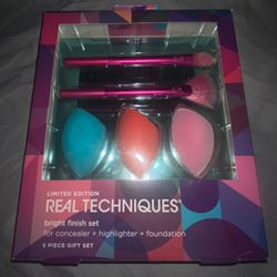 Limited Edition Real Techniques 