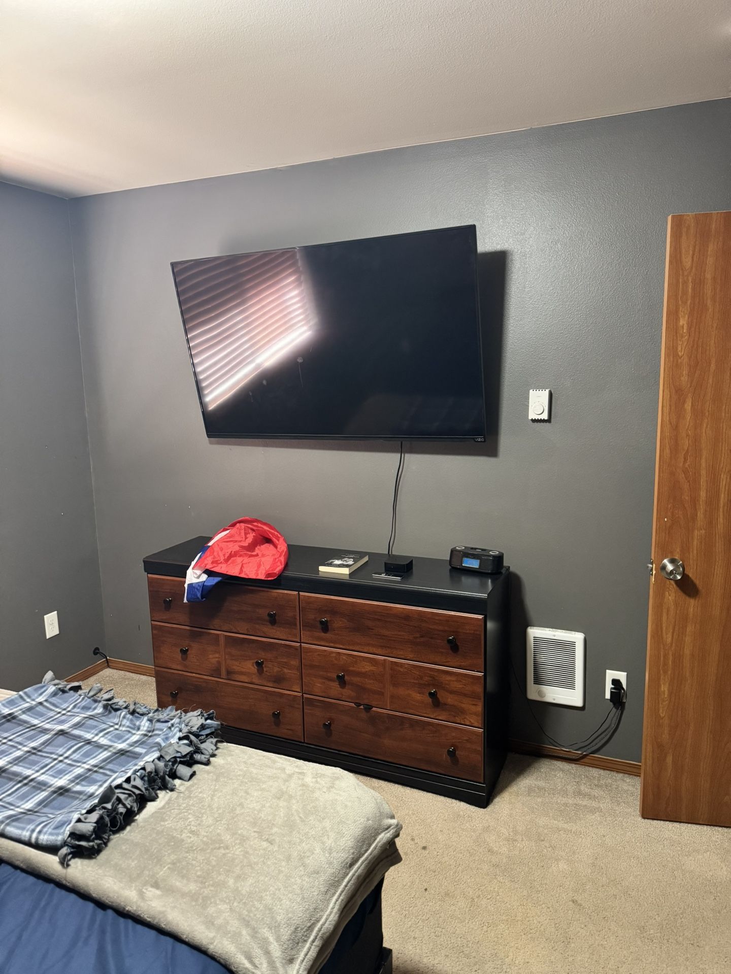 Queen Size Bedroom Set