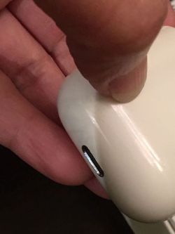 AirPods With Charging Case Apple (if Listed, It’s Available)