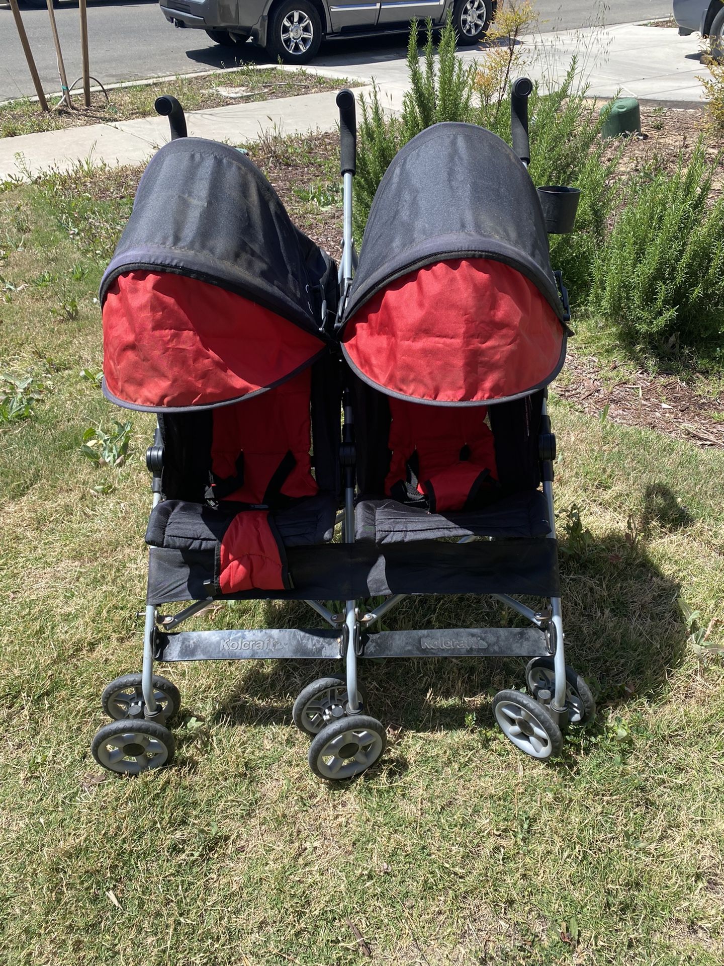 Double Umbrella Stroller With All The Accessories