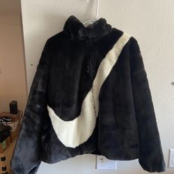 Nike Faux Fur Women’s Oversized Swoosh Jacket Black/Fossil Only Medium left  (oversized)
