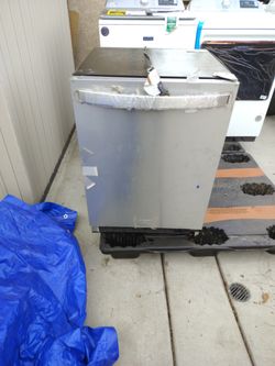 Mini Fridge