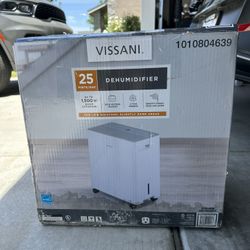 Vissani 25 Pint Dehumidifier 