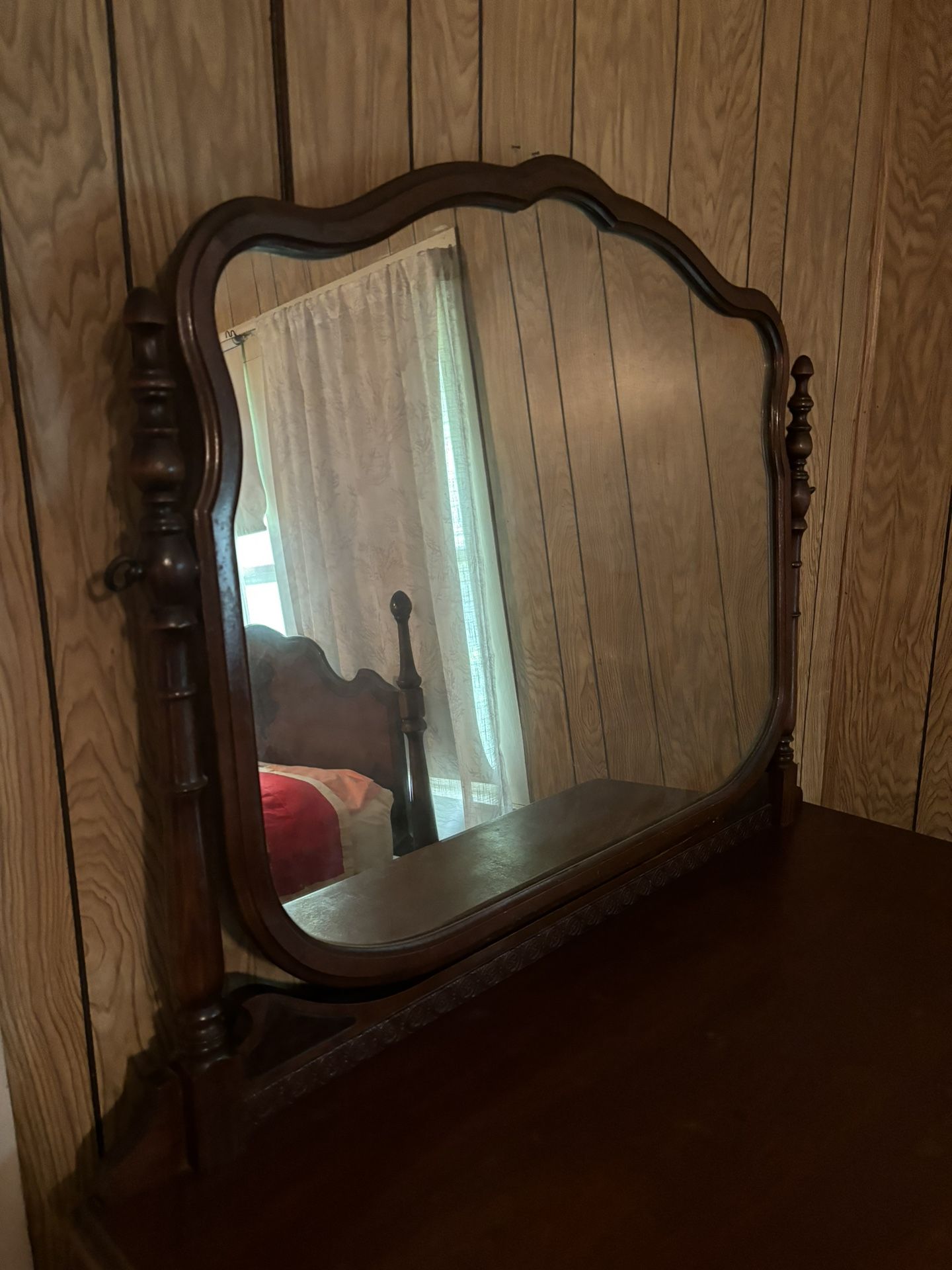 Antique Drawer Dresser with Mirror