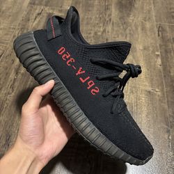 Yeezy 350 V2 Bred