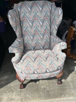 Traditional style Antique Hickory-White chair