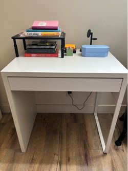 White Desk $20