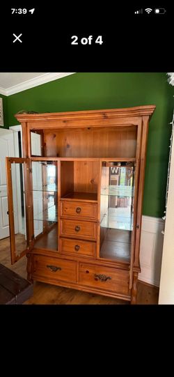 Wood hutch