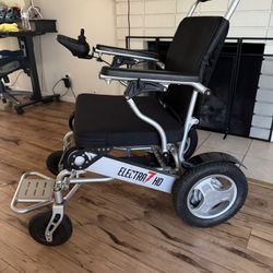 Electric Wheelchair 