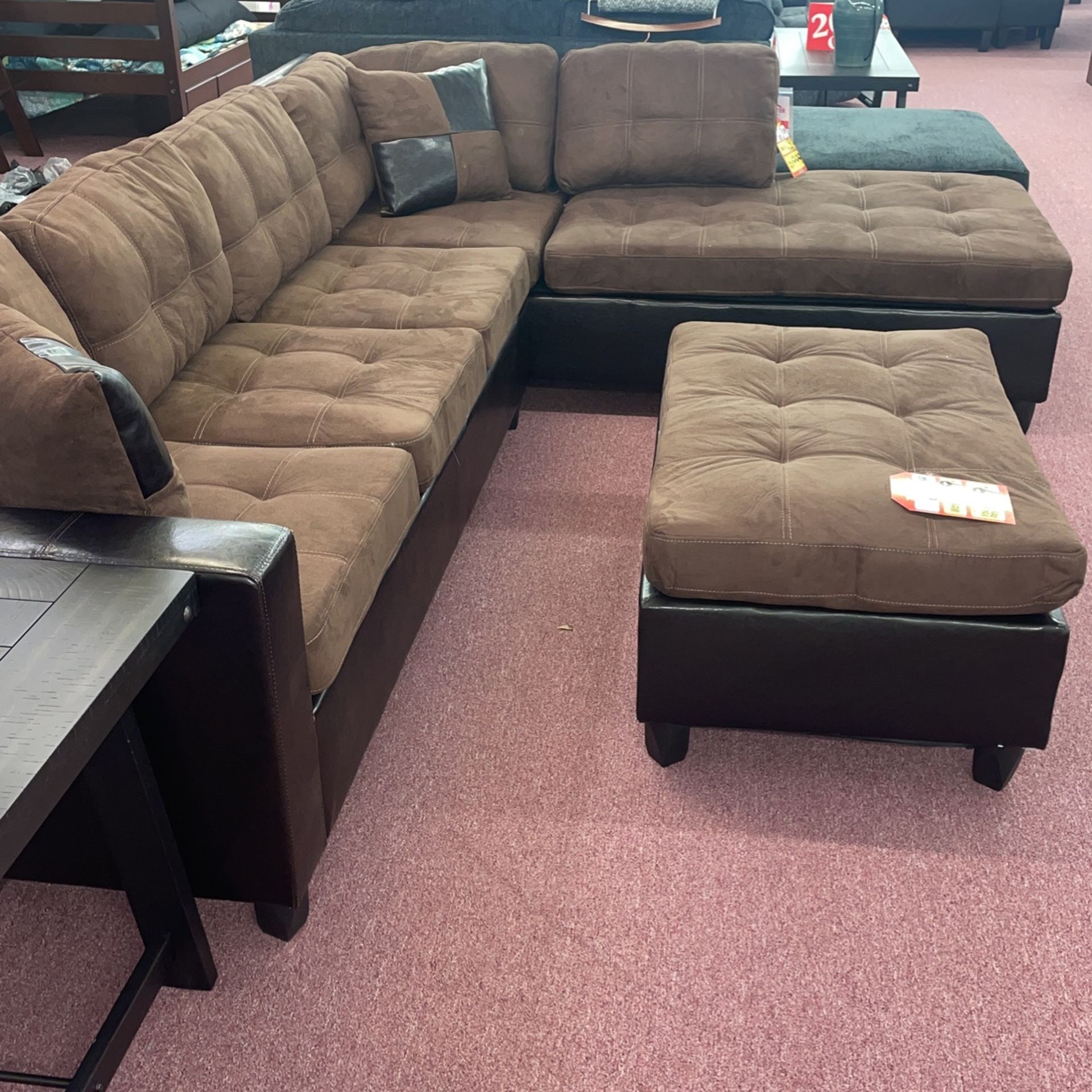 💥HUGE Blowout Furniture Sale!💥 Brand New Sectional W/ Accent Pillows Included! $50 Down Takes It Home Today!