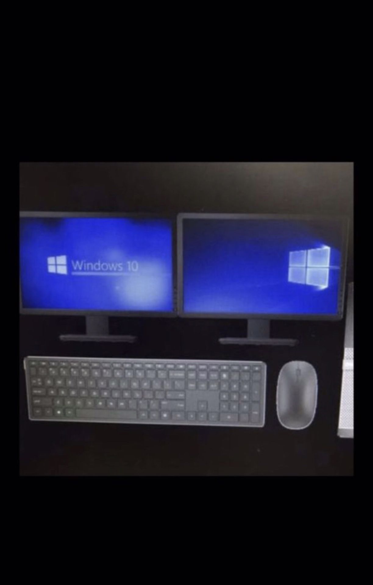Dell computer with 2 Dell monitors
