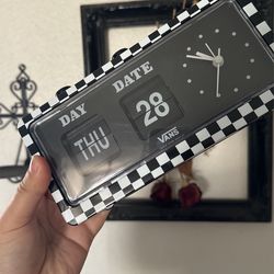 Vans Clock 