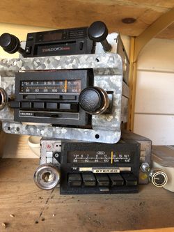 Old ford radios