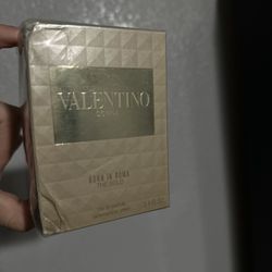 Valentino Donna Born In Roma The Gold