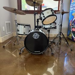 Ludwig Pocket kit White Sparkle With Zildjian Cymbals 