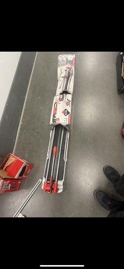 Tile cutter