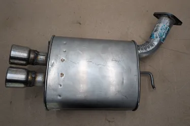 Walker Quiet-Flow SS 53646 Muffler Assembly for 2003 to 2004 Infiniti G35 Sedan