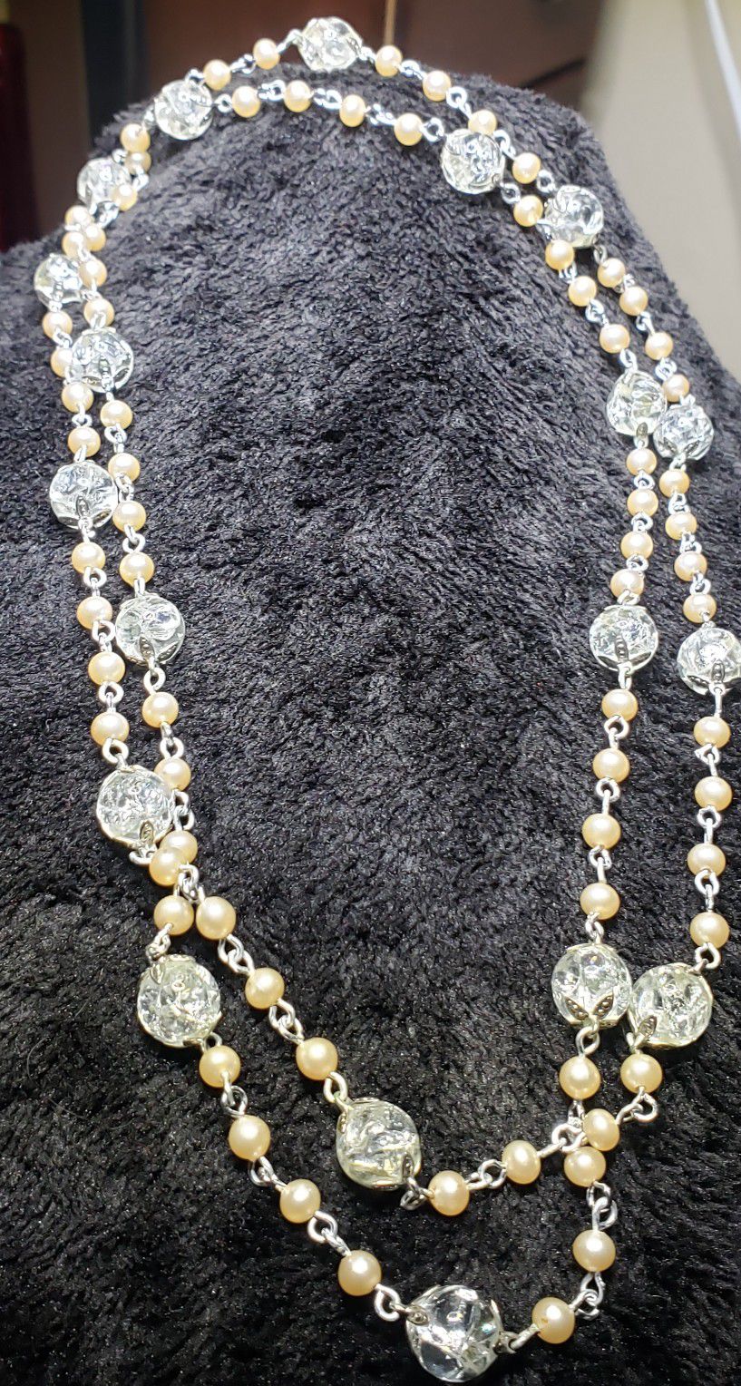 Vintage Faux Pearl/Glass Strand Necklace/EC