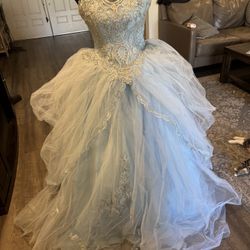 Quinceñera Dress