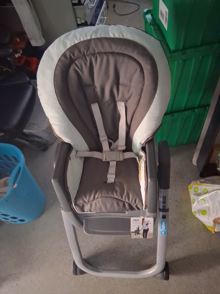Adjustable High Chair Removable Seat
