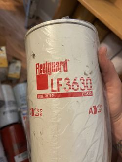 Fleetguard LF3630 Oil Filter 